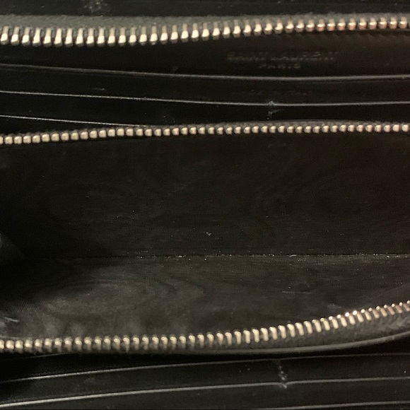 ❌SOLD❌ Saint Laurent Black Crocodile-Embossed Leather Zip-Around Long Wallet - Picture 11 of 14